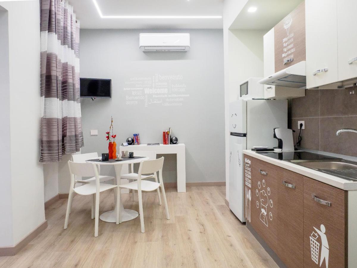 Plebiscito Home Holidays Napoli Ngoại thất bức ảnh